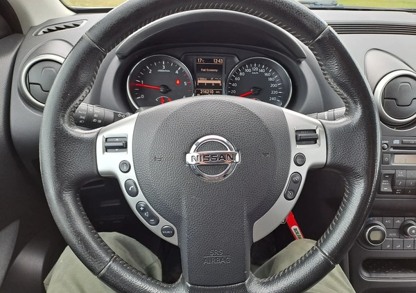 Nissan Qashqai cena 29900 przebieg: 231000, rok produkcji 2010 z Ostróda małe 277